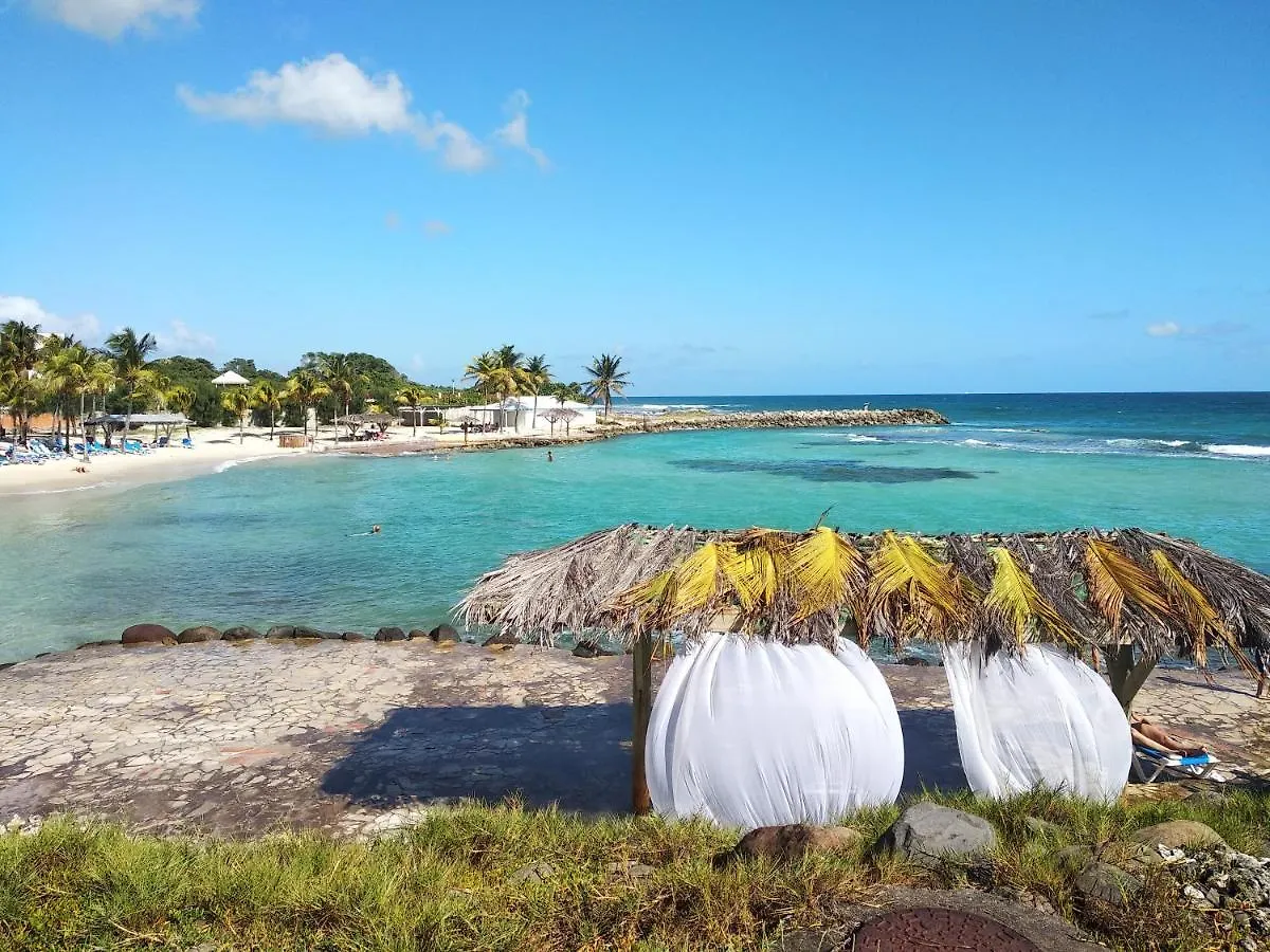 Apartament Studio Avec Grande Piscine, Plage Passion Caraibes Saint-Francois