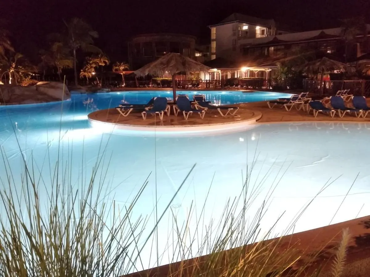 Studio Avec Grande Piscine, Plage Passion Caraibes Saint-Francois